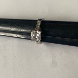 Elegant Silver Women's Ring 9 cz